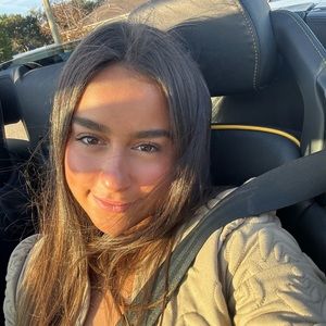 Meet your Posher, Mell